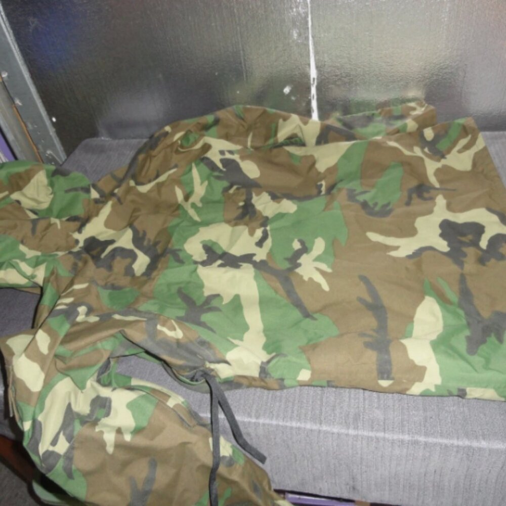 BDU WOODLAND CAMOUFLAGE szMEDIUM GORE-TEX PARKA COLD WX JACKET w/HOOD JM 288 - Picture 16 of 16